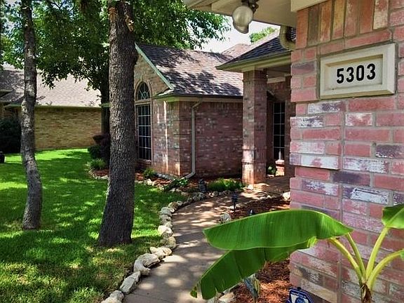 2nd image of 5303 Bradley Ln