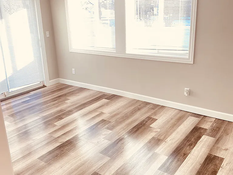 310 E Central St — Photo 9