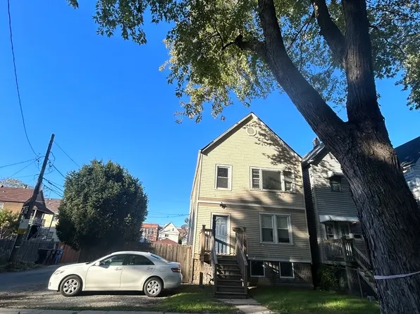 644 W 49th St, Chicago, IL 60609
