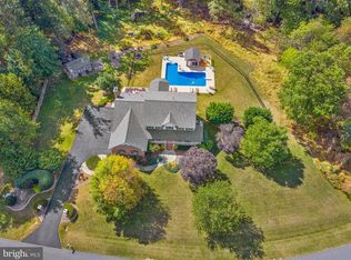8910 Primula Dr, Gaithersburg, MD 20882