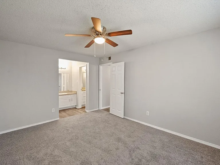 3505 Rush Springs Dr — Photo 22