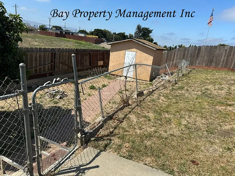1243 Summit Dr — Photo 12