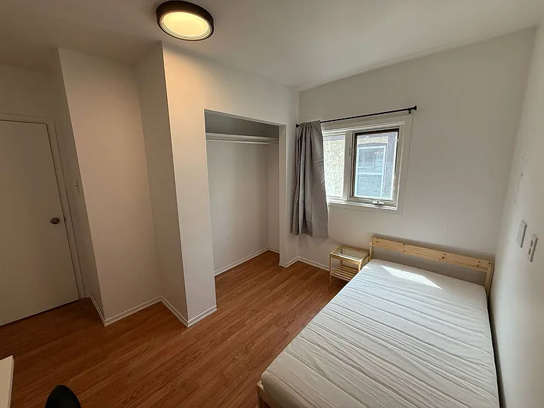38 Crown St — Photo 13