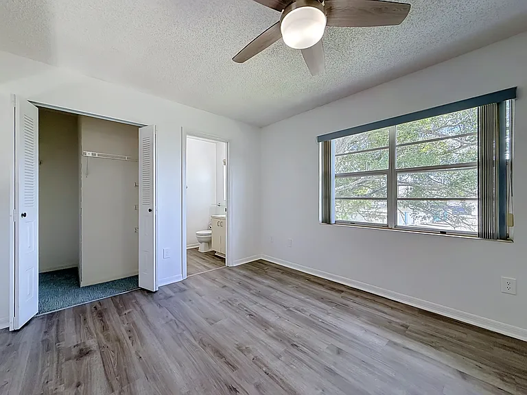 5597 67th Ave N #423 — Photo 21