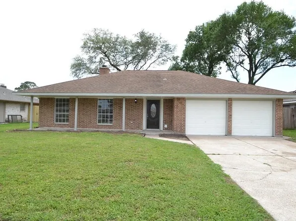 906 E San Augustine St, Deer Park, TX 77536
