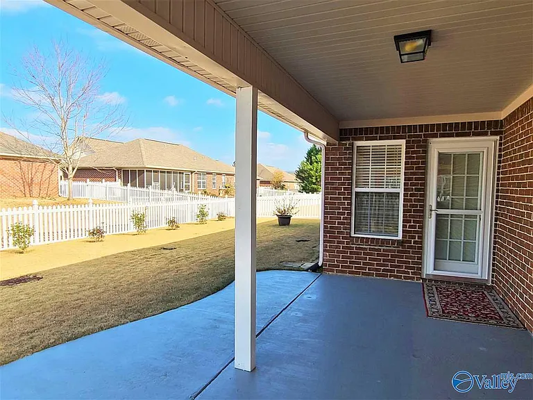 5308 Frankford Dr SE — Photo 17