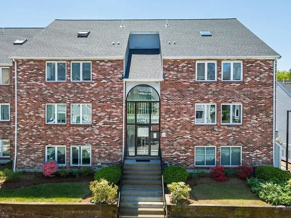 114 Burkhall St Unit Q, Weymouth, MA 02190