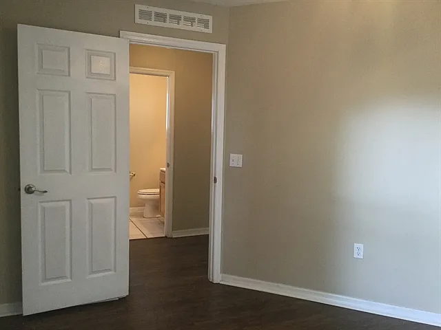 1350 Rolling River Rd — Photo 15