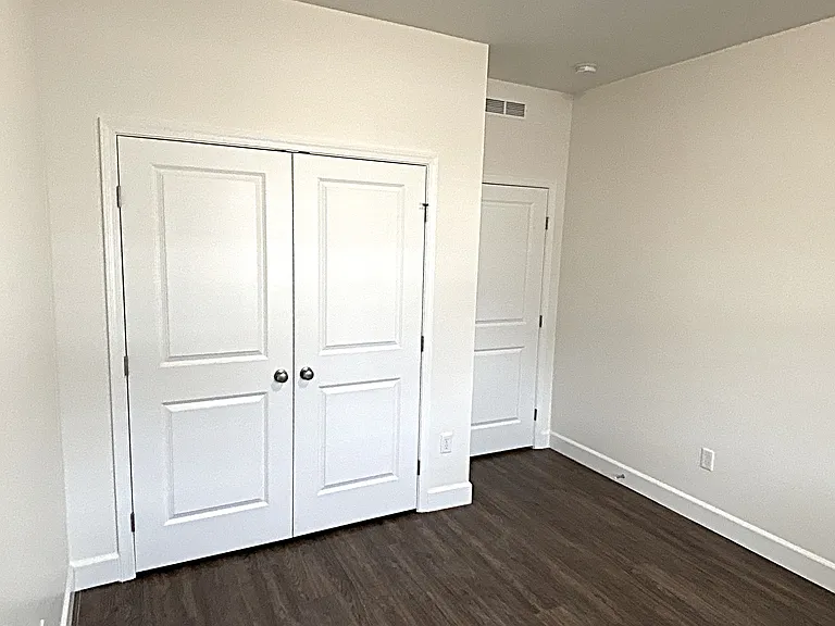 309 E Sicily Dr — Photo 17