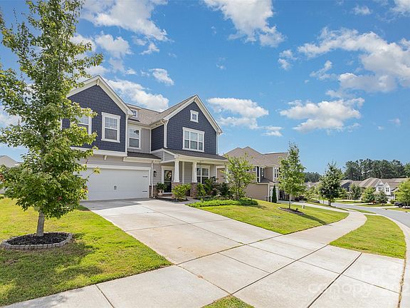 4th image of 205 Falls Cove Dr