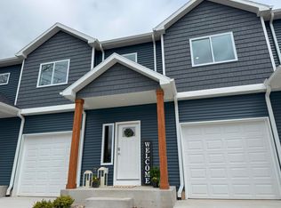 883 Rex St, Fremont, MI 49412