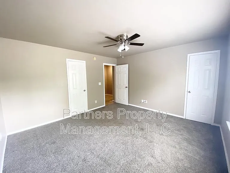 1526 N Addington Ave #1 — Photo 10