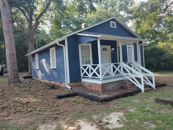 799 Ergle St, Graniteville, SC 29829