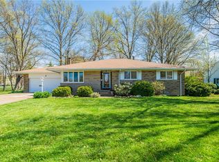 123 Duff Dr, Avon Lake, OH 44012