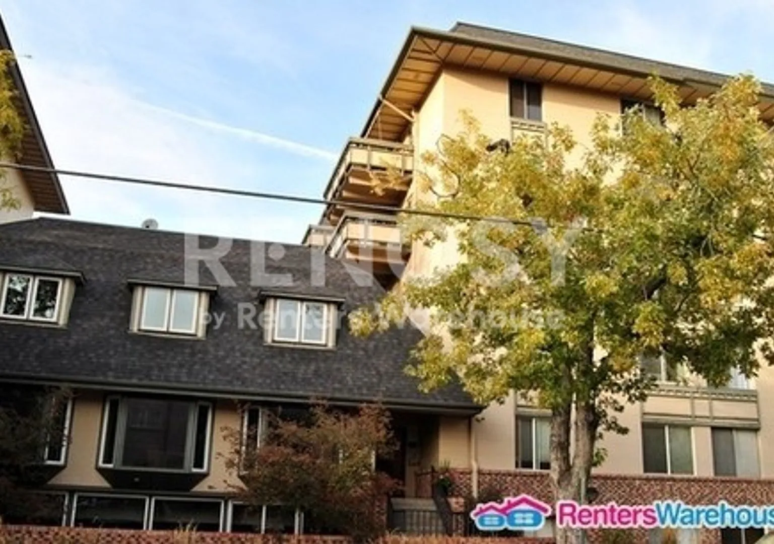 Beautiful 1 Bed 1 Bath in Capitol Hill (Water/sewer and Trash Utilities Included!) — Photo 1