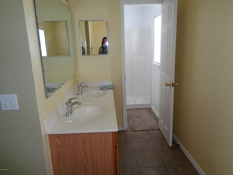 1677 Sawgrass Dr SW — Photo 13
