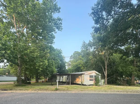710 S 4th St, Eunice, LA 70535