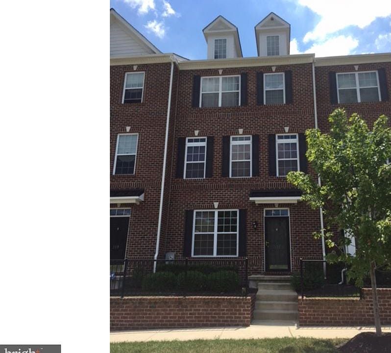 1st image of 321 Lenape Way