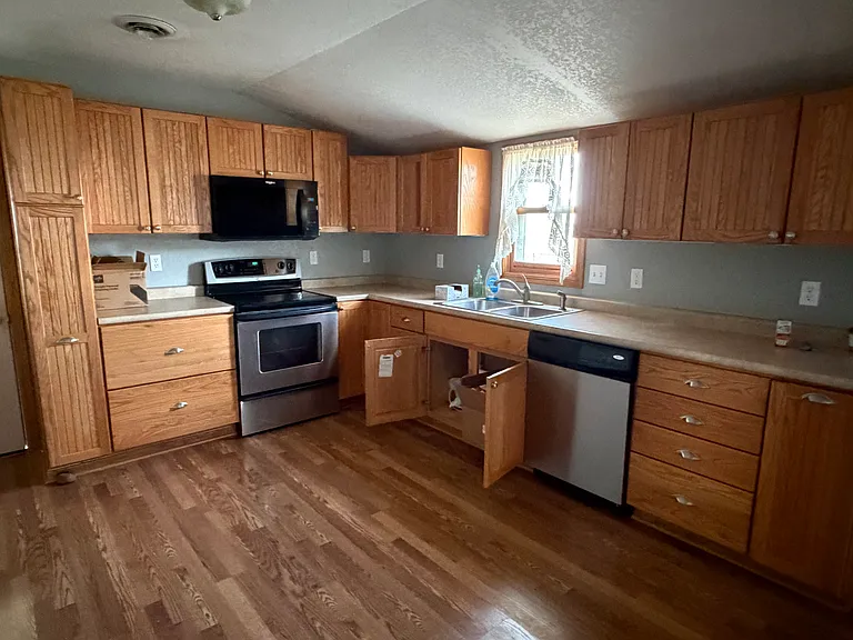 38785 Stanton Rd — Photo 11