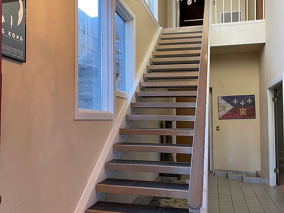 3rd image of 300 Pierremont Rd Unit 40
