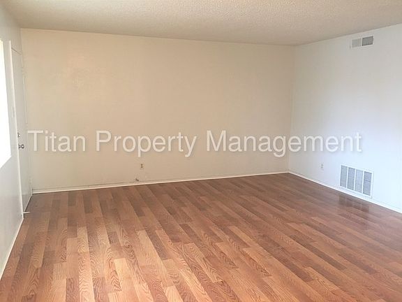 2nd image of 5602 Hillsdale Blvd
