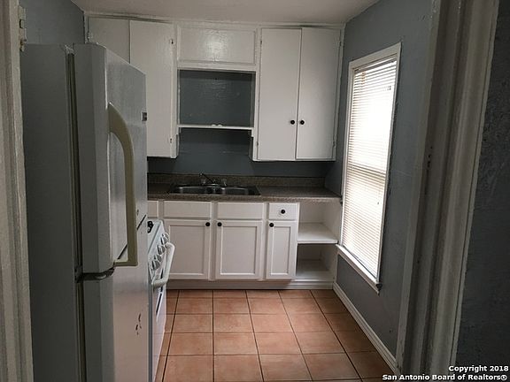 3rd image of 446 Natalen St