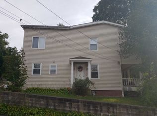 67 Clement St, Glen Cove, NY 11542