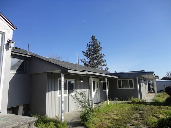 3rd image of 2604 W Lakeside Dr