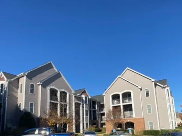 20445 Chesapeake Sq Unit 300, Sterling, VA 20165