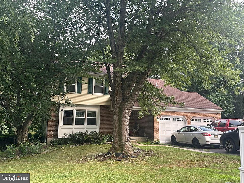 1st image of 56 Woodward Dr