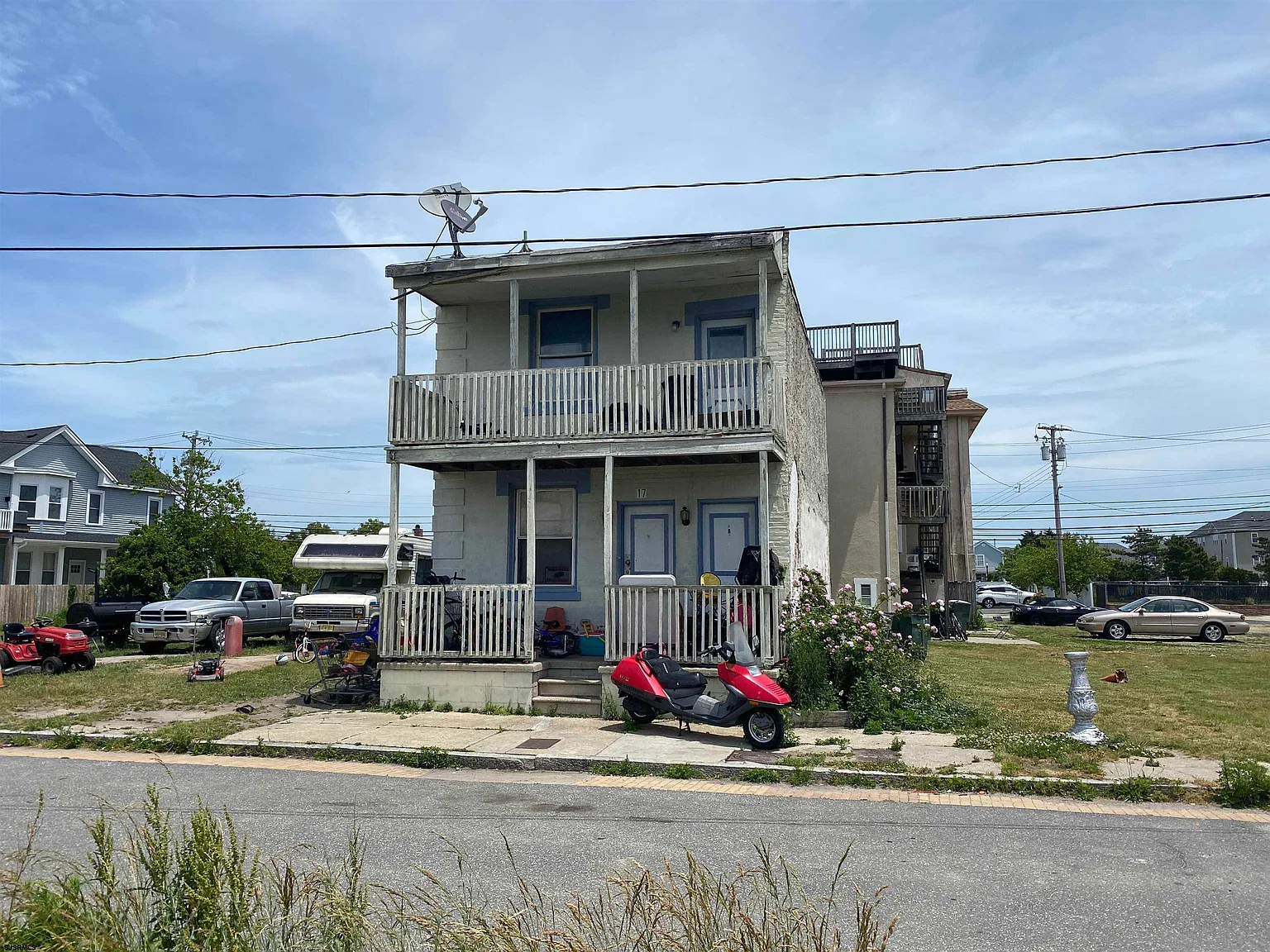 17 N Irving Ave photo 1
