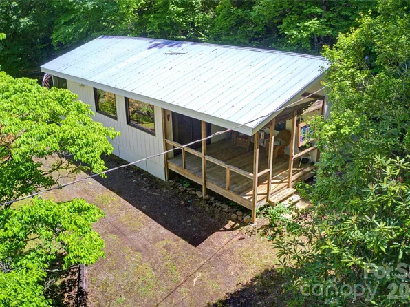 223 Little Cove Rd, Sylva, NC 28779
