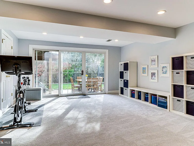 6519 Engel Dr — Photo 60