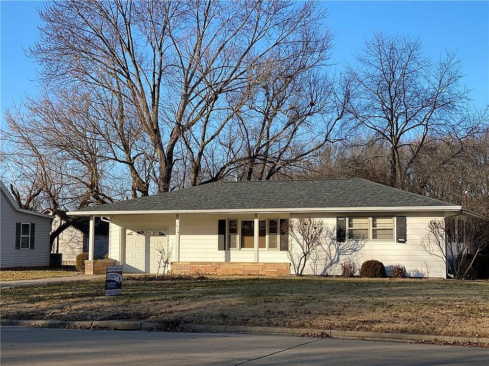 1st image of 1819 Van Buren Ave