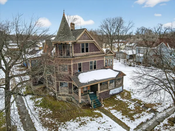 836 W North St, Kalamazoo, MI 49007