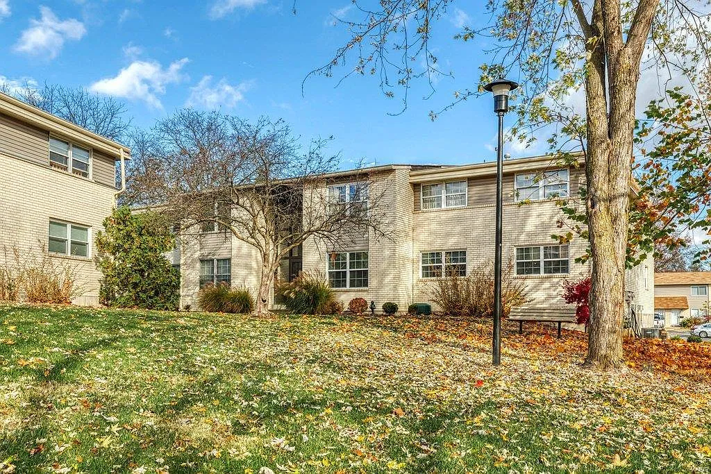 167 Cumberland Park Ct APT A photo 1