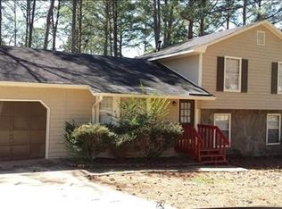5618 Saint Thomas Dr, Lithonia, GA 30058