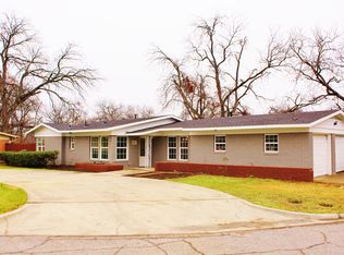 1205 Plattner Dr, Grand Prairie, TX 75050