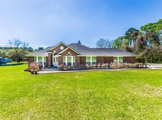 11 Mill Creek Rd, Pointblank, TX 77364