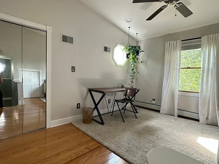 138 Cedar Ave — Photo 56