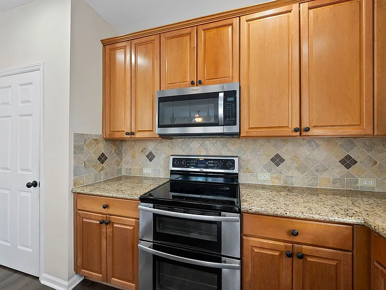 101 Palmwood Ct — Photo 21