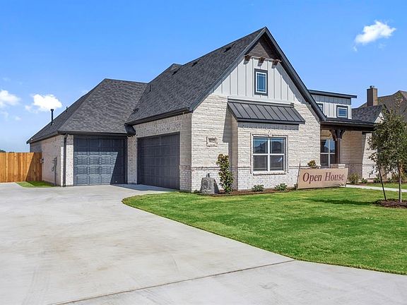 2nd image of 9012 Lazy Oaks Dr