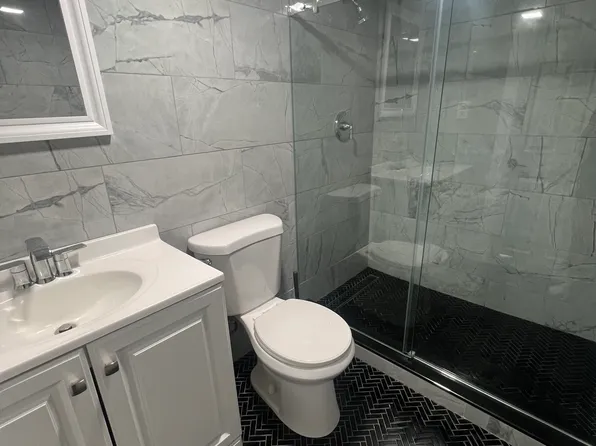 (undisclosed Address), Huntington Station, NY 11746