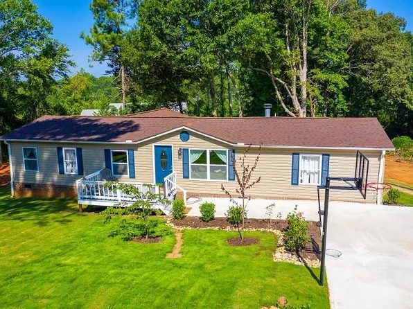 644 Smith Grove Rd, Easley, SC 29640