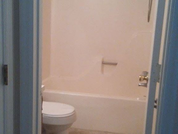 4th image of 709 Johnston St APT L