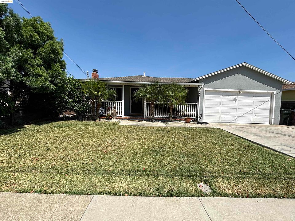 1st image of 241 Mariposa Dr