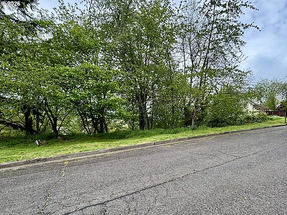 2nd image of University St