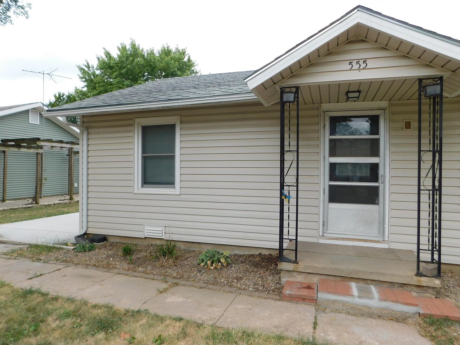 555 N 8th St, Towanda, KS 67144 Zillow