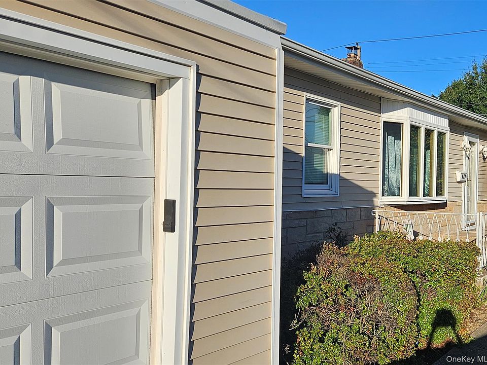 1st image of 132 Maple Avenue