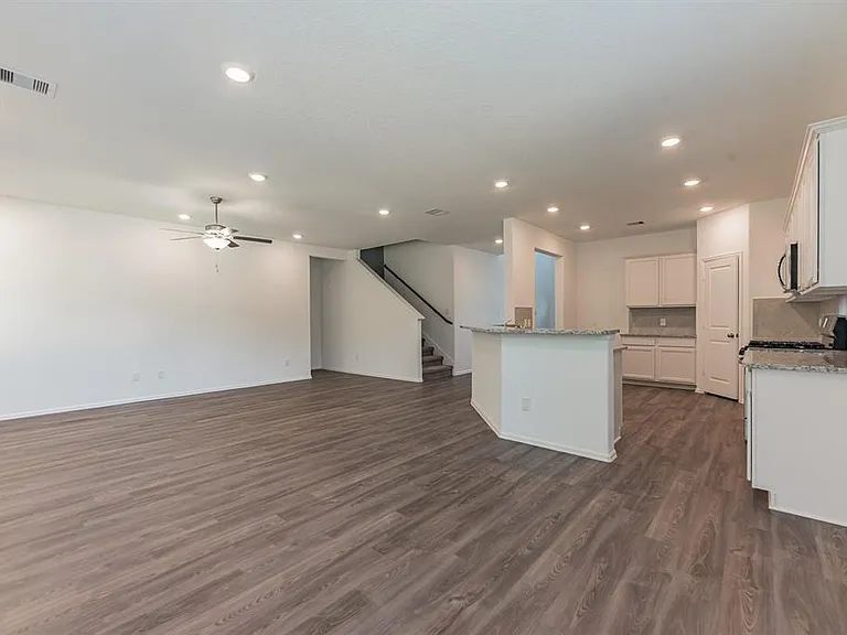 6016 Heritage Creek Ln — Photo 10